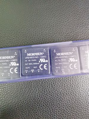 URB4805YMD-10WR3 5V 10W DC-DC変換器 4:1 幅広く入力 (9-36V) 94% 効率性 SIP-7 -40°Cから+85°C