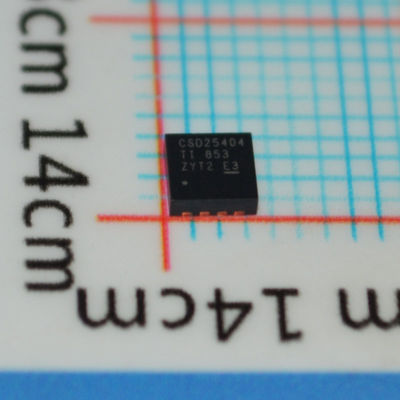 CSD25404Q3T 40V Pチャネル NexFETTM MOSFET 8.5mΩ RDS ((オン) 50A 電流 175°C 定位低 Qg 3.3mm×3.3mm SON パッケージ AEC-Q101 合格・ハロゲンフリー設計