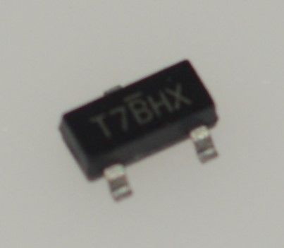 SST4118-T1-E3 高効率 (95%) 48V/10A 同期整流コンバータ、4V～60V 広入力、プログラム可能な周波数、完全保護、熱管理、小型、低ノイズ、および容易な制御