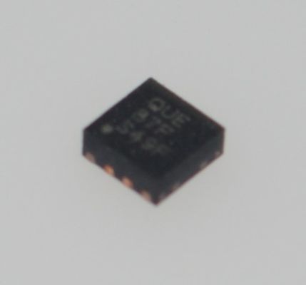 TPS62170DSGR ステップダウンコンバータ 3-17V入力 1.2A出力 最大95%効率 1.8V～6V調整可能出力 17μA 低静止電流 パワーセーブモード 100%デューティサイクル 小型2.0x2.0mm WSONパッケージ