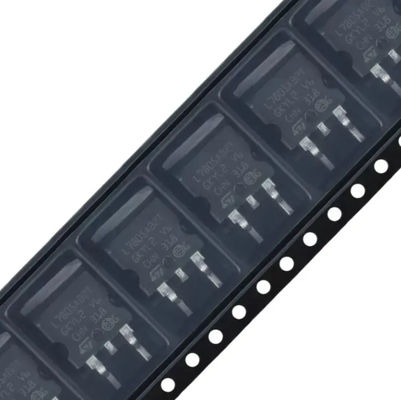 L7805ABD2T-TR 5V 1.5A 固定電圧調節器 TO-263-3 D2PAK (2リード+タブ) TO-263AB パッケージ 熱・短回路保護 ±2% 出力許容量 -40°Cから+125°C 範囲 自動車級