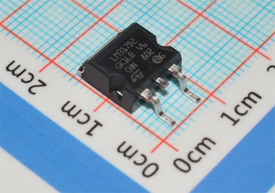 LM317D2T 1.5A アドジ 調節器 1.2-37V 出力 TO-263-3 ±1% 精度 熱保護 -40°C から +125°C
