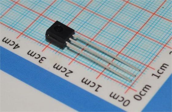P34836 5G NR RF 電源増幅器 3.3-5V 供給 28dB 増幅 30-6000MHz QFN-16 +105°C 操作 統合バイアス制御