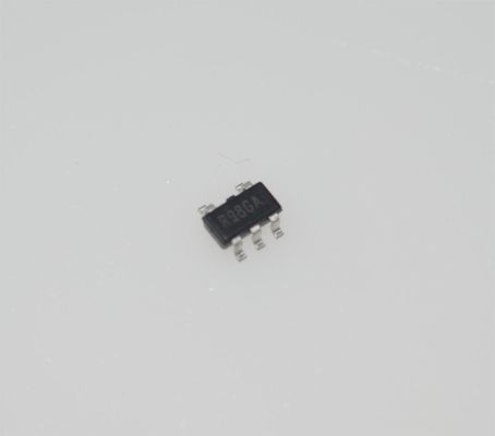 AP331AWG-7 1.5A 20V MOSFETドライバ 6ns立ち上がり/立ち下がり SOT-25 4.5-18V入力 -40°C～+125°C
