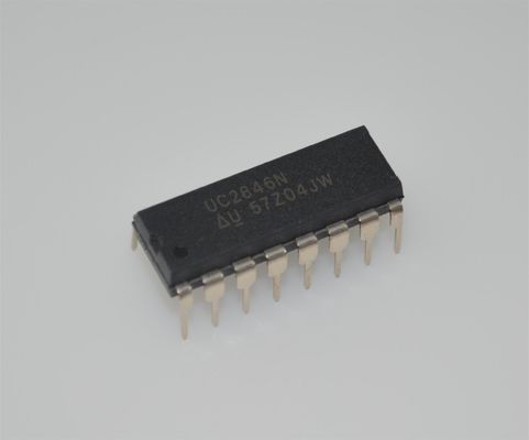 UC2846N 電流モードPWMコントローラ 500kHz, 8-40V 入力1A トーテムポール DIP-16 -40°Cから+85°C