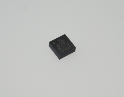 ADXL326BCPZ 3軸MEMS加速計 ±16g範囲 1mg解像度 SPI/I2C,2.0-3.6V LFCSP-16 -40°Cから+85°C