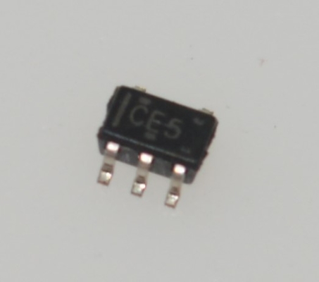 SN74LVC1G08DBVR シングル2インプットANDゲート 1.65-5.5V 供給 10ns 拡散遅延 SOT-23-5 -40°C から +125°C