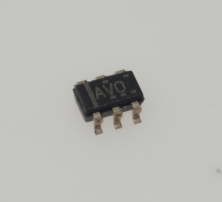 TPS3808G33DBVR 3.3V 電圧監視 IC 1.6V スレッショルド 200ms 遅延 SOT-23-5 1.1-6.5V 入力 -40°C～+125°C