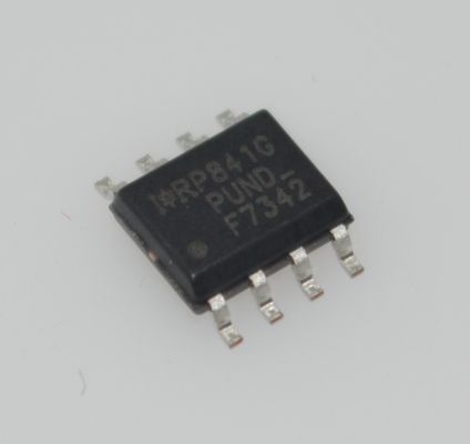 IRF7342TRPBF デュアル 55V 6.5A MOSFETペア 50mΩ RDS (オン) 急速スイッチング低ゲート充電 SOIC-8 パッケージ ESD 保護and DC-DC/同期直線に最適