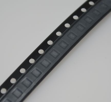 NLAS2750MUTAG 低オン抵抗 (0.6Ω) 高速スイッチング 1.8V-5.5V 広電圧 ESD保護 小型SOT-23パッケージ RoHS対応 ポータブルおよびIoTデバイスに最適