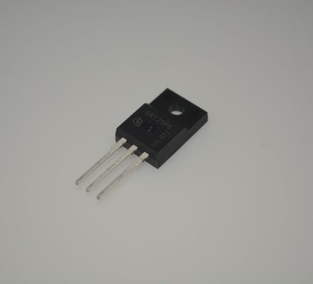 IPA60R125P6 600V/125A MOSFET 60mΩ RDS(on) TO-247パッケージ 高速スイッチング 高効率 車載グレード 堅牢な熱性能 - モータードライブおよびインバーターに最適