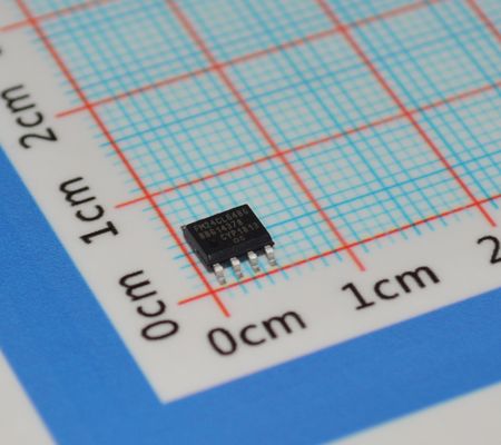 FM24CL64B-GTR 64Kb I2C F-RAM 100兆回書き回り150ns アクセス時間 1MHz 速度 2.7-3.6V 動作 インダストリアルテンプand8リード TSSOP