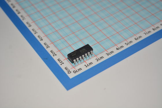 IR2110PBF 600V 評価 2.5A ピーク出力 10V-20V 供給 120ns スイッチング UVLO 保護 and コンパクト PDIP パッケージ