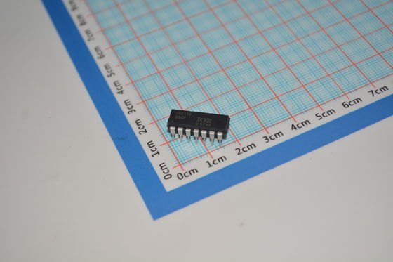 IR2110PBF 600V 評価 2.5A ピーク出力 10V-20V 供給 120ns スイッチング UVLO 保護 and コンパクト PDIP パッケージ