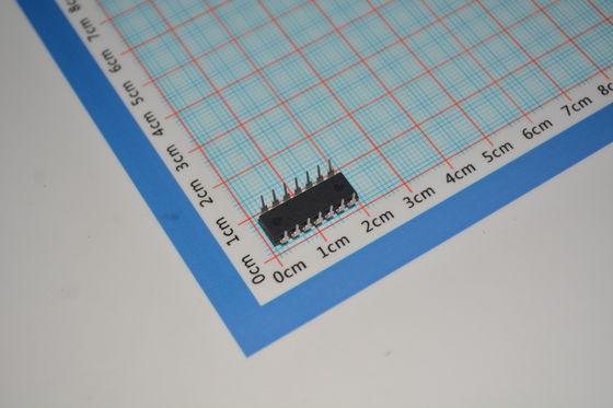 IR2110PBF 600V 評価 2.5A ピーク出力 10V-20V 供給 120ns スイッチング UVLO 保護 and コンパクト PDIP パッケージ