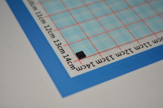 CSD25404Q3T 40V Pチャネル NexFETTM MOSFET 8.5mΩ RDS ((オン) 50A 電流 175°C 定位低 Qg 3.3mm×3.3mm SON パッケージ AEC-Q101 合格・ハロゲンフリー設計