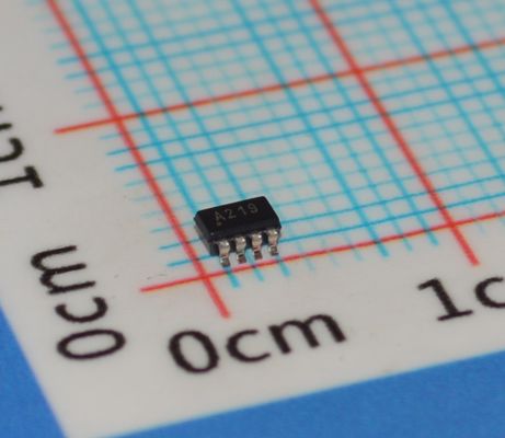 INA219AIDCNR I2Cインターフェイス付き高精度電流/電源モニター 0.1%精度 26V範囲,低オフセット二方向センサー 微小SOT-23 パッケージ プログラム可能な校正とアラート
