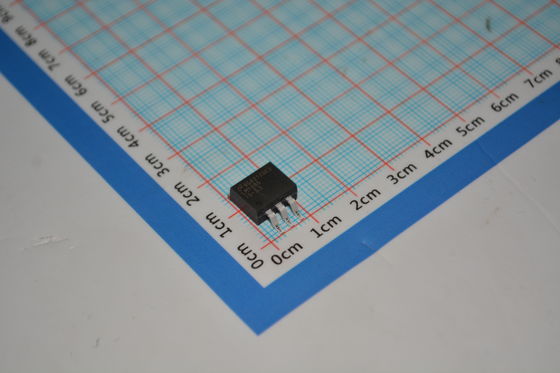 LM1085ISX-3.3 3.3V 固定 3A出力 低脱出 (1.5V) 熱電流保護 TO-263 パッケージ 4.75V-15V 入力 急速応答 産業温度 (-40°C ~ +125°C)