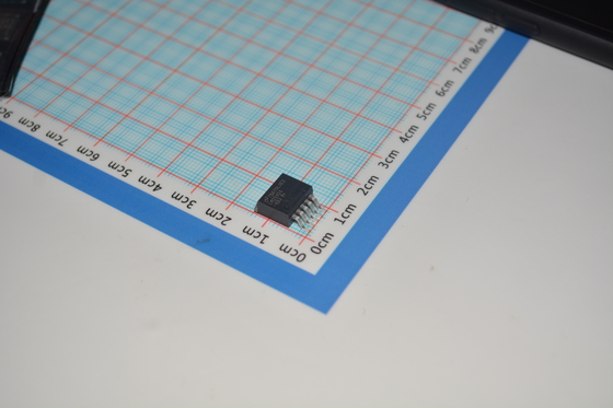 LM2595S-ADJ バック変換器 調節可能 1.23V-37V 出力 3A 負荷 150kHz 周波数 75% 効率性 熱保護 低脱出幅 4.5V-40V 入力 コンパクト TO-263 パッケージ