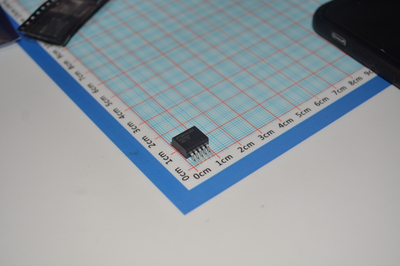 LM2595S-ADJ バック変換器 調節可能 1.23V-37V 出力 3A 負荷 150kHz 周波数 75% 効率性 熱保護 低脱出幅 4.5V-40V 入力 コンパクト TO-263 パッケージ