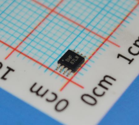 超低騒音 高精度ゼロドリフト OPA2335AIDGKR - 幅広く供給範囲と堅牢なESD保護のミニチュア低功率レール-レールI/O オプアンプ