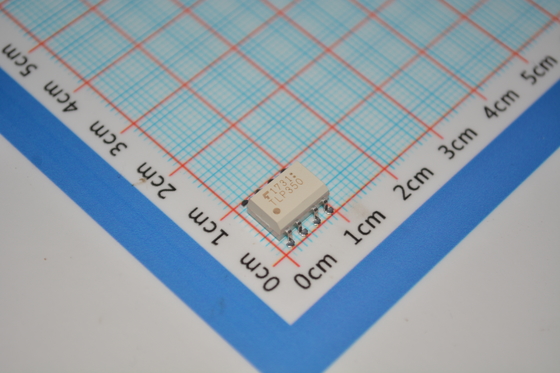 TLP350H 高速 1Mbps IGBT/MOSFET ゲートドライバ、0.7A/0.5A 出力、15kV/μs 耐性、5mA スレッショルド、5000Vrms 絶縁、コンパクトSO6パッケージのCMOS互換