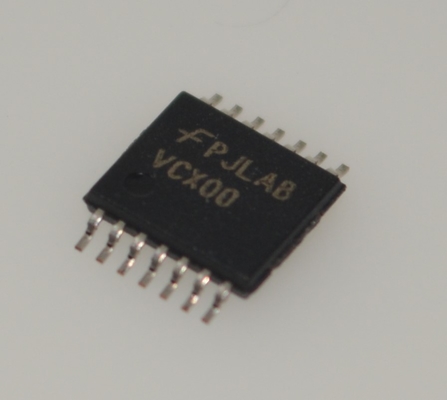 74VCX00MTCX 2.3-3.6V クワッド 2入力 NANDゲート、3.6Vトレラント入力/出力、100mAバランス出力ドライブ、超低<2.5ns遅延、小型TSSOP-14パッケージ