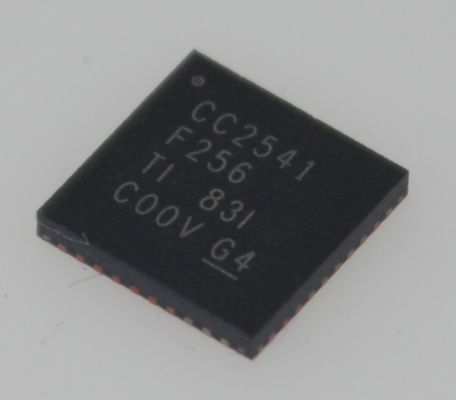 CC2541F256RHAR Bluetooth 4.0 Low Energy SoC 256KB フラッシュ 8KB RAM 強力な 8051 MCU 統合 RF トランシーバ 超低電力 フル Bluetooth スタック 高度なセンサーインターフェース IoT/ウェアラブルに最適