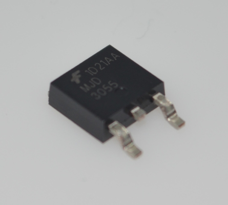 MJD3055T4G 60V 15A NPN パワー ダーリングトン 高効率の統合ダッパー&ダイオード 頑丈な性能のTO-220パッケージ 誘導負荷モーターとソレノイドに理想的です