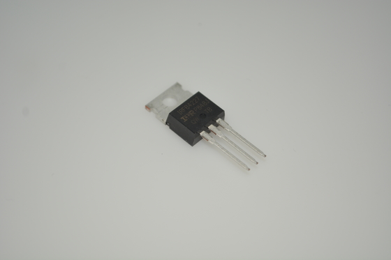 IRFB4227PBF 200V/195A MOSFET、超低4.5mΩ Rds(on)、TO-220パッケージ、ロジックレベルドライブ、アバランシェ定格、高速スイッチング、高効率、モーター制御および電源システム向け堅牢設計