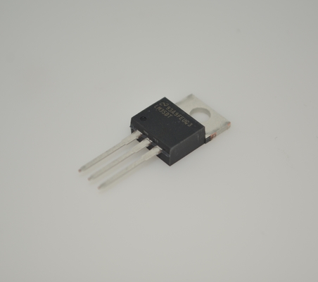 LM35DT 精密セルシアス温度センサー 線形+10mV/°C 出力0.5°C 正確さ 幅 -55°C〜+150°C 範囲 低自熱 4-30V 操作 簡単校正とTO-220 パッケージ