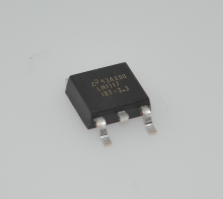 LM1117IDTX-3.3/NOPB 3.3V 800mA LDOレギュレーター 1V ドロップ 0.4% 正確電流/熱保護 セルミックキャップ付き安定 SOT-223 パッケージ -40°Cから+125°C範囲