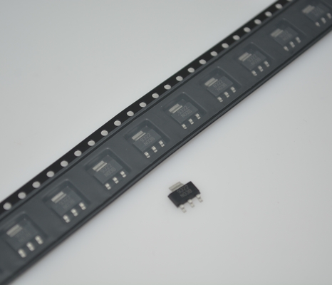LM1117IMPX-ADJ/NOPB 可変 1.25-13.8V 800mA LDO レギュレータ、1.2V ドロップアウト、1% 精度、電流/熱保護、セラミックコンデンサで安定、SOT-223 パッケージ、-40°C ～ +125°C の範囲