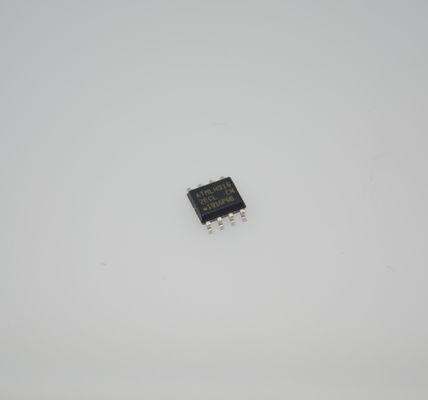 AT24C256C-SSHL-T 256Kb I2C EEPROM、1.7V-5.5V電圧、1MHz速度、64バイトページ、ハードウェアプロテクト、>100万サイクル、100年保持、工業用温度、グリーンSOIC