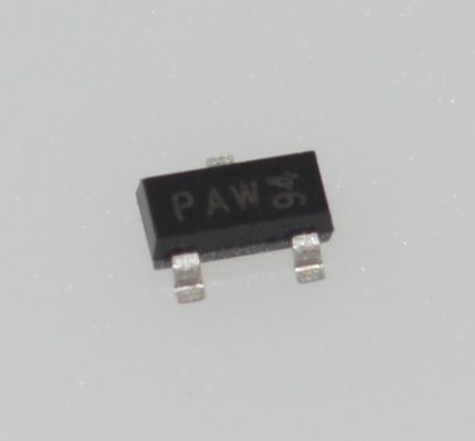 PMEG4005CT 超低 VF 1.22V 高効率 40V/70A スコットキーダイオード 双中心ピン AEC-Q101 合格 ハロゲンフリー RoHS 対応 トー-220AB パッケージにおける優れた熱性能