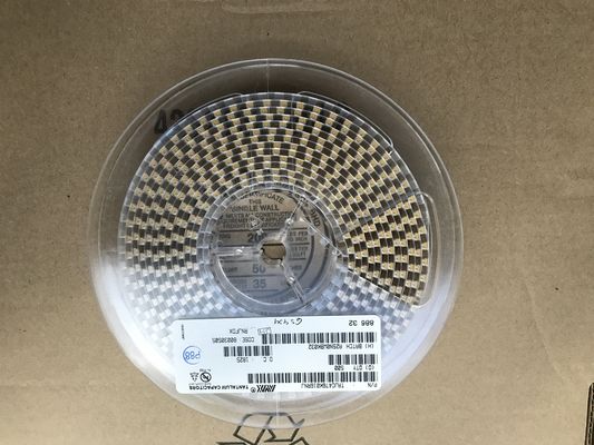 GRM0335C1H5R6BA01D 5.6pF ±0.1pF 0402 MLCC、50V定格、C0G (NP0)誘電体、究極の安定性、高Qファクター、超低損失、ハロゲンフリー、車載回路用テープ＆リールパッケージ