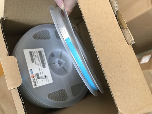 08056D106KAT2A 10μF MLCC 25V Rating X7R Dielectric 0805 Case 10% Tolerance High CV RoHS Compliant Stable for Bypass/Decoupling