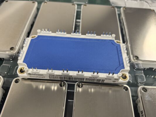 BSM150GT120DN2 1200V/150A IGBT モジュール 低 VCE (sat) 高速スイッチング 低損失 内蔵 NTC 隔離基板 工業用 重量モーター駆動装置 工業用UPS