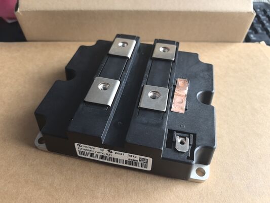 FZ1600R17HP4B2 1700V HiPerFET 4 1600A IGBT 高電源密度低VCE (sat) 急速スイッチング 高周波 堅牢なSOA 産業用グレード UPSとソーラー