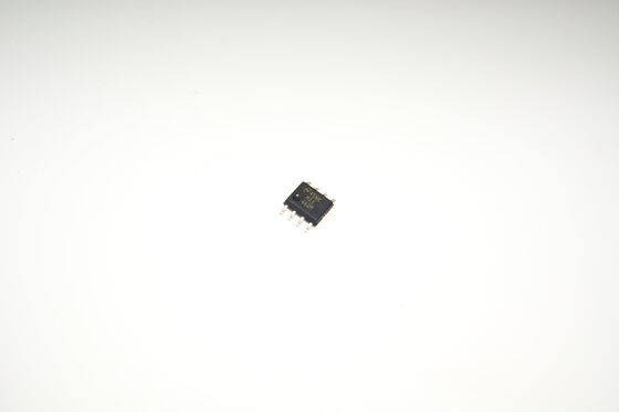 MAX660MX 5V 60mA チャージポンプ DC-DC インバータ/電圧ダイブレー SOIC-8 パッケージ 99% の電圧変換効率 オペアンプおよび LCD バイアス電源用インダクタ不要