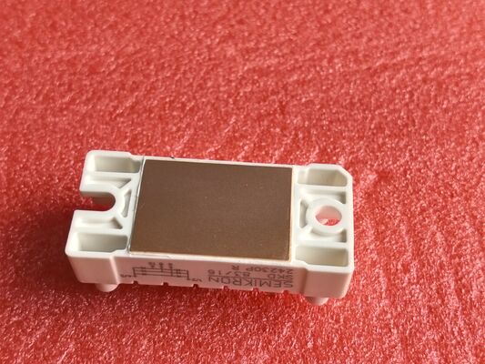 SKD83 16 1600V 83A ダブルダイオードモジュール 超低電圧前向き 急速な軟復元 高電波 高い電流 頑丈な隔離 EconoDUAL3 パッケージ 重用直線器と工業溶接用