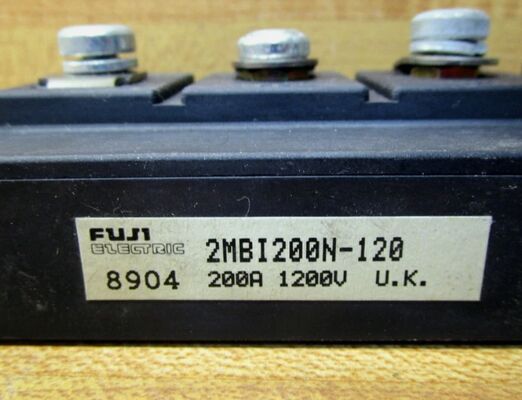 2MBI200N-120 1200V 200A IGBTモジュール 低Vce(sat) 低損失 高短絡耐性 内蔵NTC モータードライブおよび産業用UPS向け