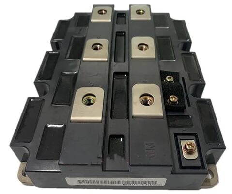 CM900HC-90H 900V 900A 高電流 IGBT モジュール 低 VCE (sat) 2.7V 高短回路強度 低スイッチ損失 高隔離 重量産業ドライブとメガUPS