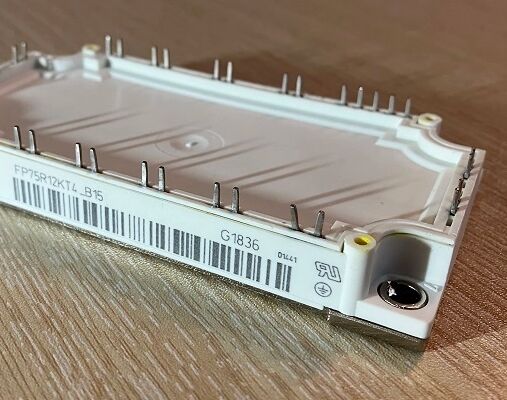 FP75R12KT4 B15 1200V 75A PIM IGBTモジュール TRENCHSTOP™ IGBT4 低スイッチング損失 統合整流器およびブレーキ用銅ベースプレート NTC 高スイッチング周波数 モーター駆動用