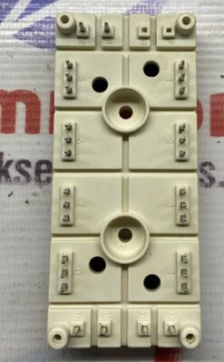 SKDH116/16-L105 1600V 116A IGBT モジュール 3相ブリッジブーストヘリコプター 統合 NTC 高電圧電流 950A SEMIPONT6 パッケージ プレスインピン UL UPS とドライブ 認証