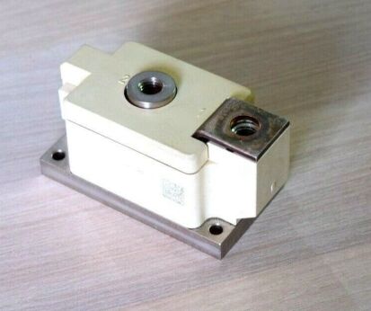 SKKE600/16 1600V 600A 単一ダイオードモジュール 超低VF 1.5V 高サージ電流 22kA SEMIPACK4 絶縁ベース 優れた放熱性 高信頼性 整流器および溶接用UL認証