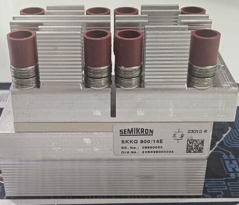 SKKQ800/14E 1400V 800A 単相サイリスタモジュール 高速スイッチング 低VF 1.37V 12kA サージ AlNセラミックベース 圧力接点 増幅ゲート UL認証 ソフトスターターおよびインバーター用