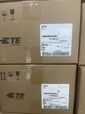 282105-1 3ポジション 5.0mmピッチ ワイヤー対基板ヘッダー 垂直スルーホール シュラウド付き フリクションロック 極性 9A定格 電源および産業用制御用