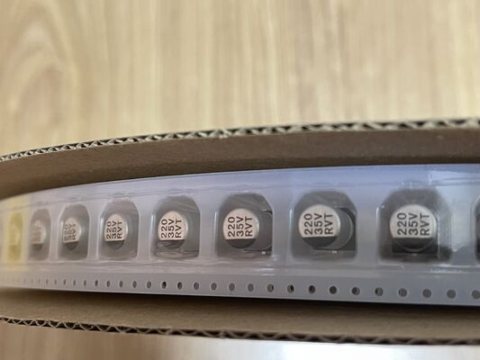 MA35V680M10X13 680μF 35Vアルム電池キャップ 10x13mm 105°C低インピーダンスの長寿命 電力および産業用高波動