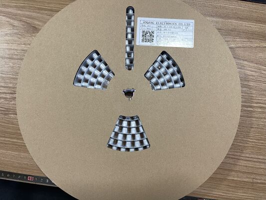 MA35V680M10X13 680μF 35Vアルム電池キャップ 10x13mm 105°C低インピーダンスの長寿命 電力および産業用高波動